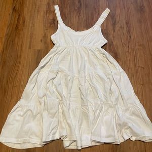 White sundress, knee length, cotton. Bought and Never worn.